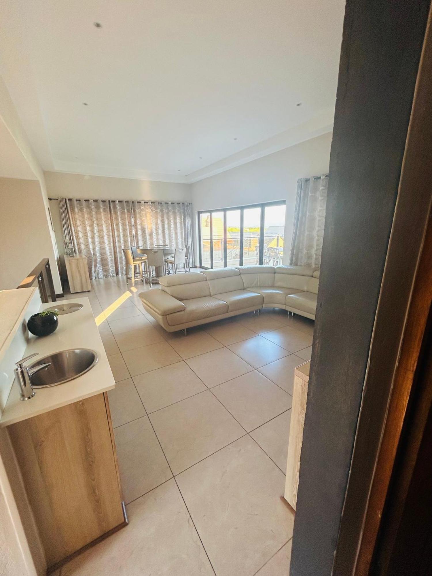 Bluewave Lifestyle Villa Hartbeespoort Exterior photo