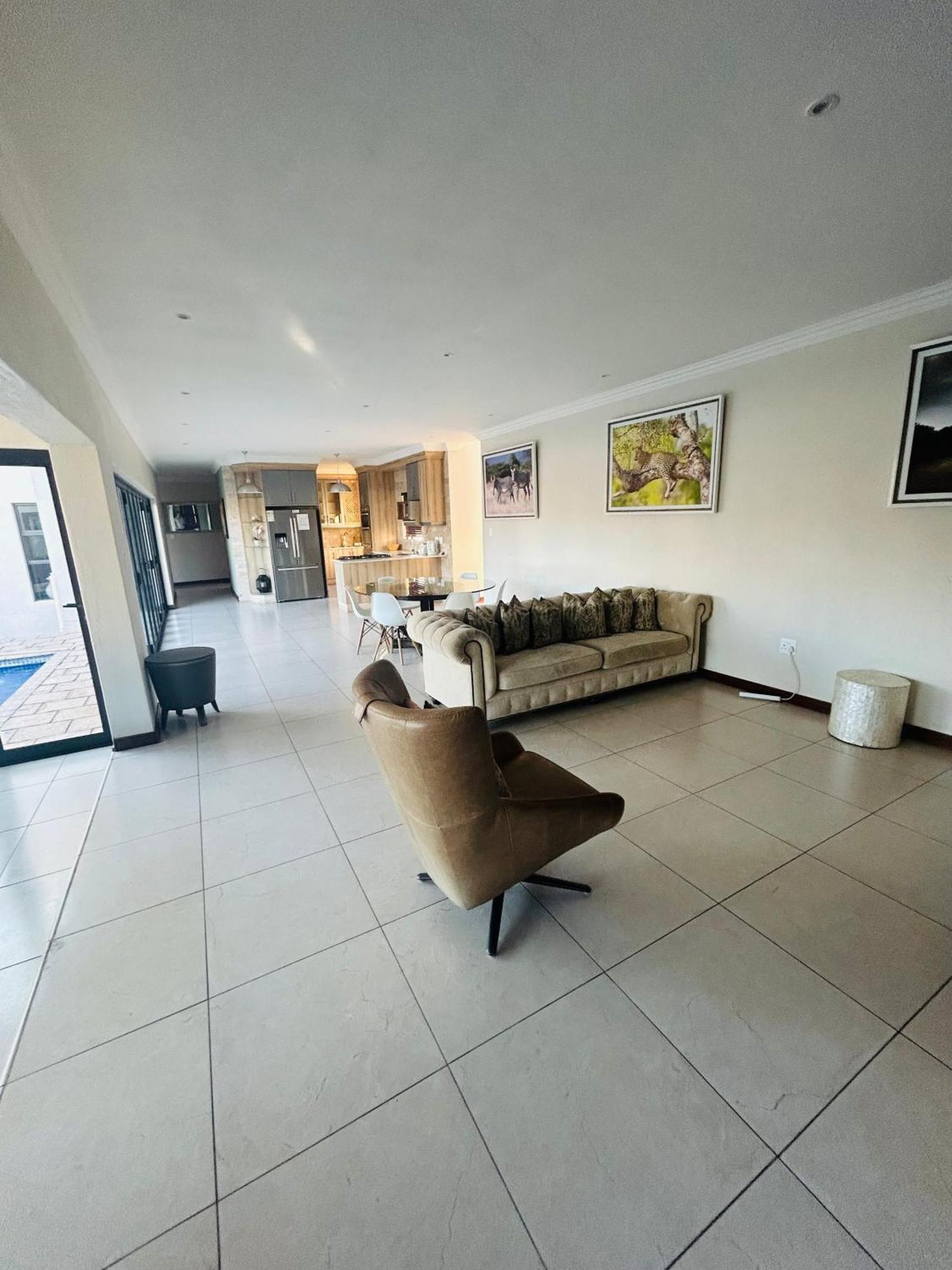 Bluewave Lifestyle Villa Hartbeespoort Exterior photo