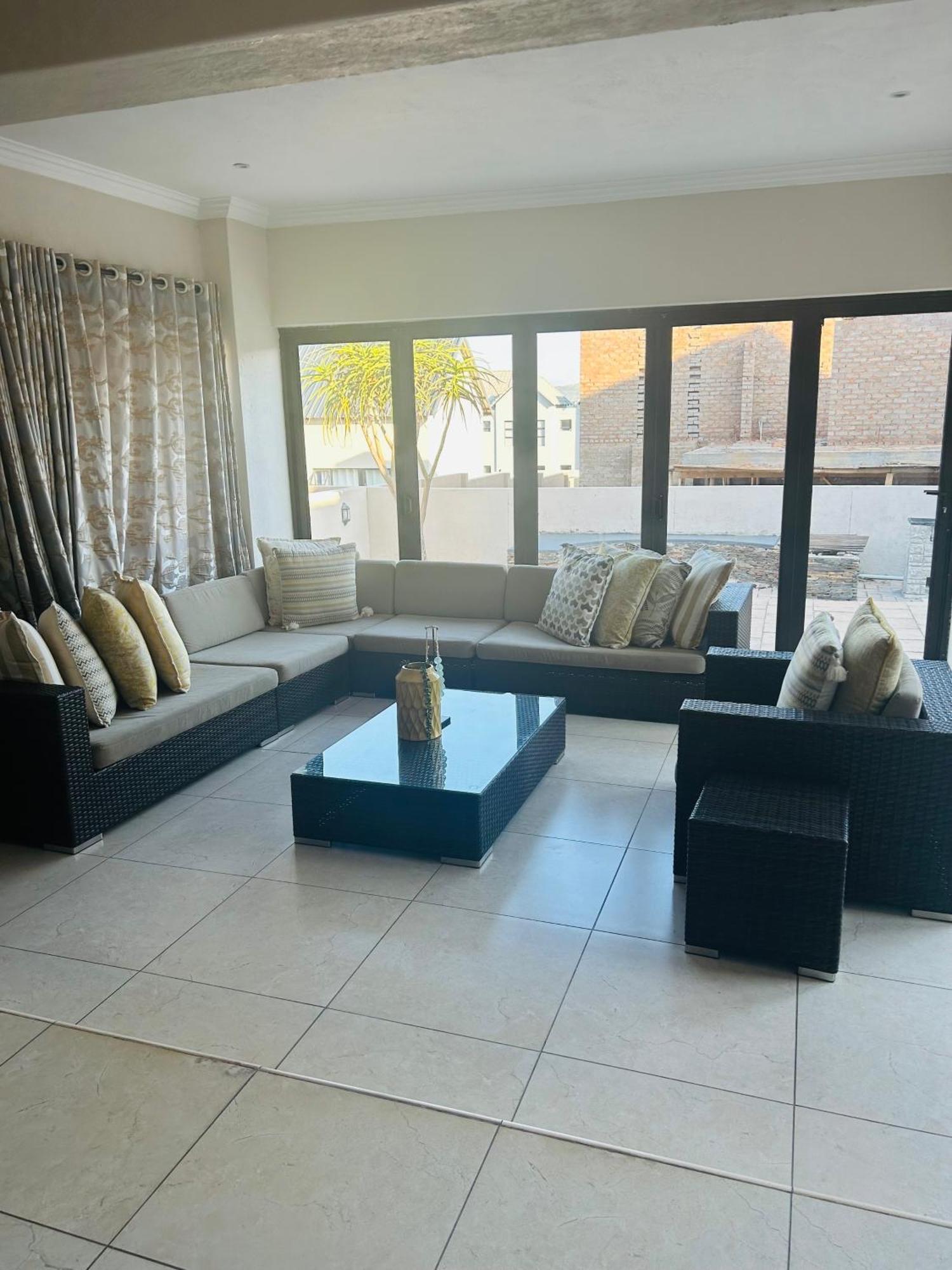 Bluewave Lifestyle Villa Hartbeespoort Exterior photo