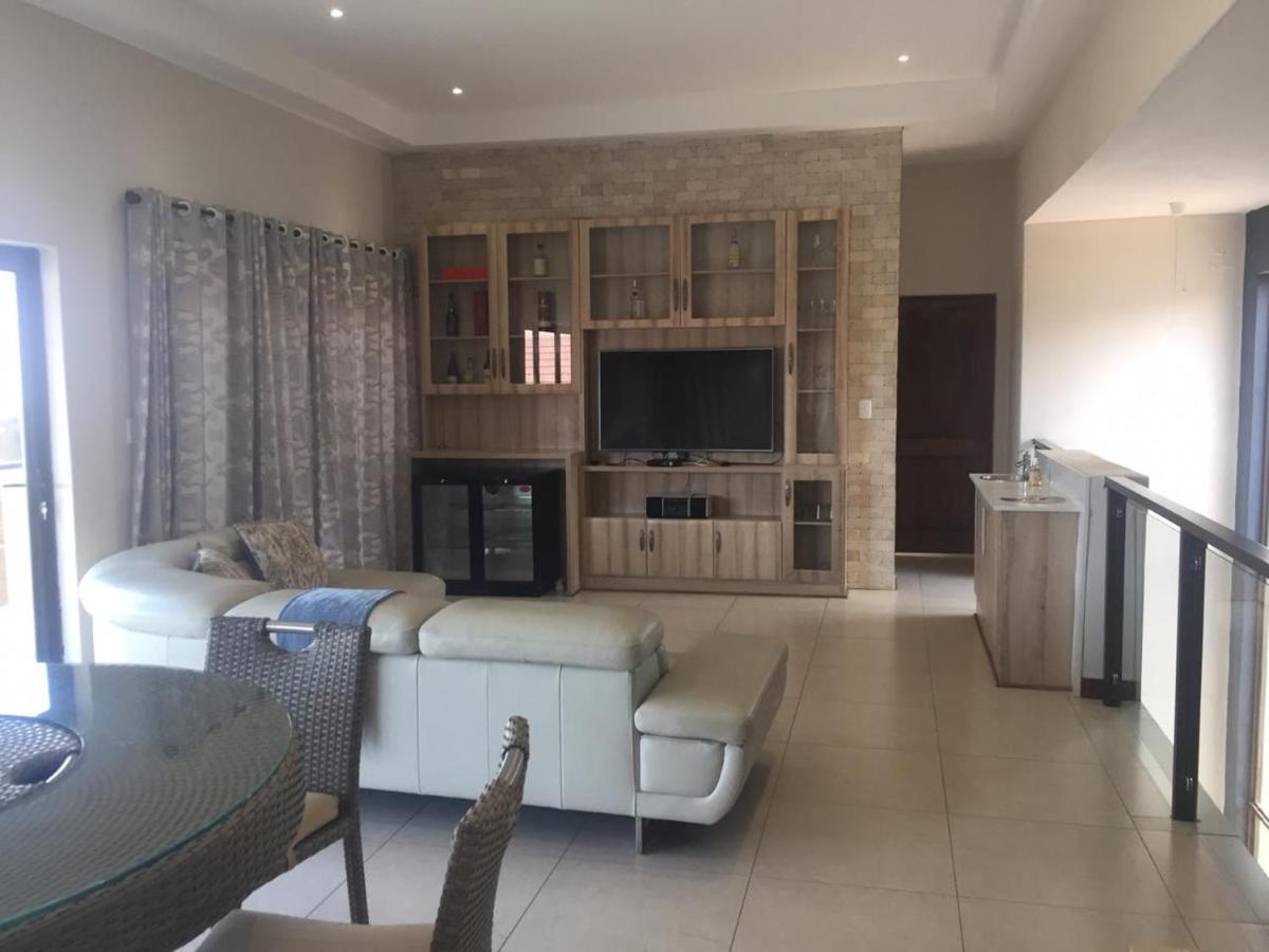 Bluewave Lifestyle Villa Hartbeespoort Exterior photo